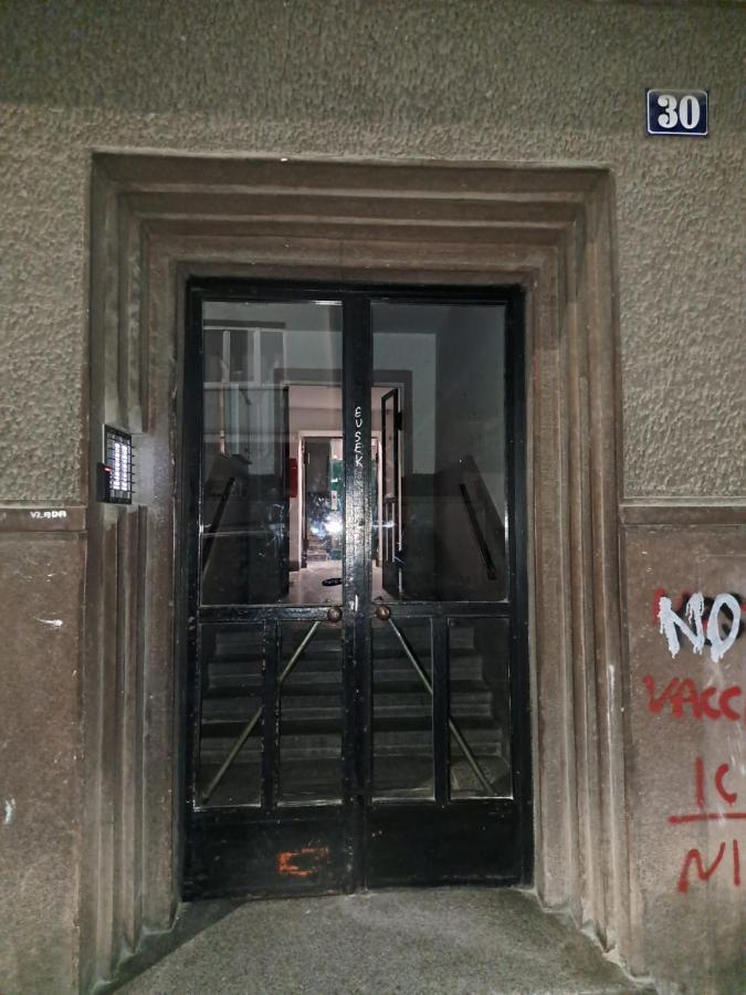 Apartment Beosun Belgrad Exteriör bild