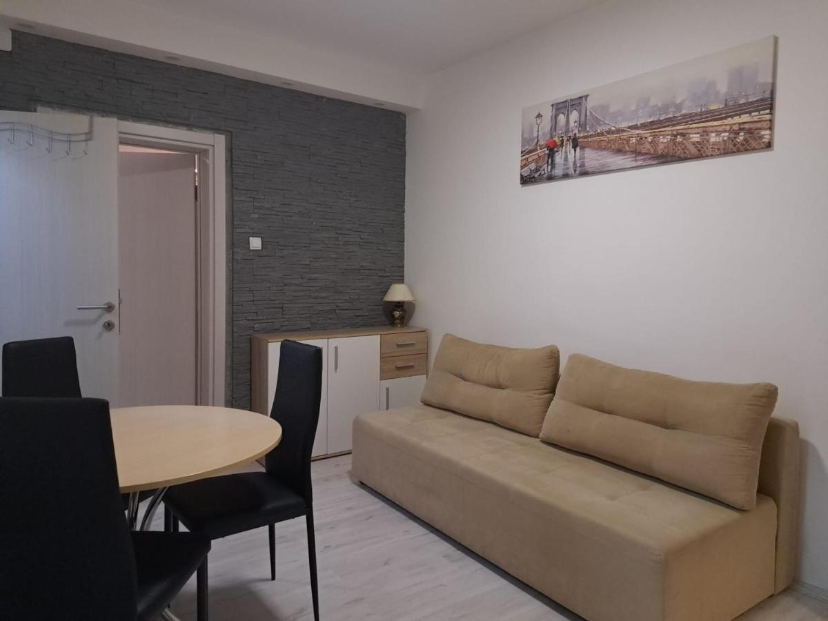 Apartment Beosun Belgrad Exteriör bild